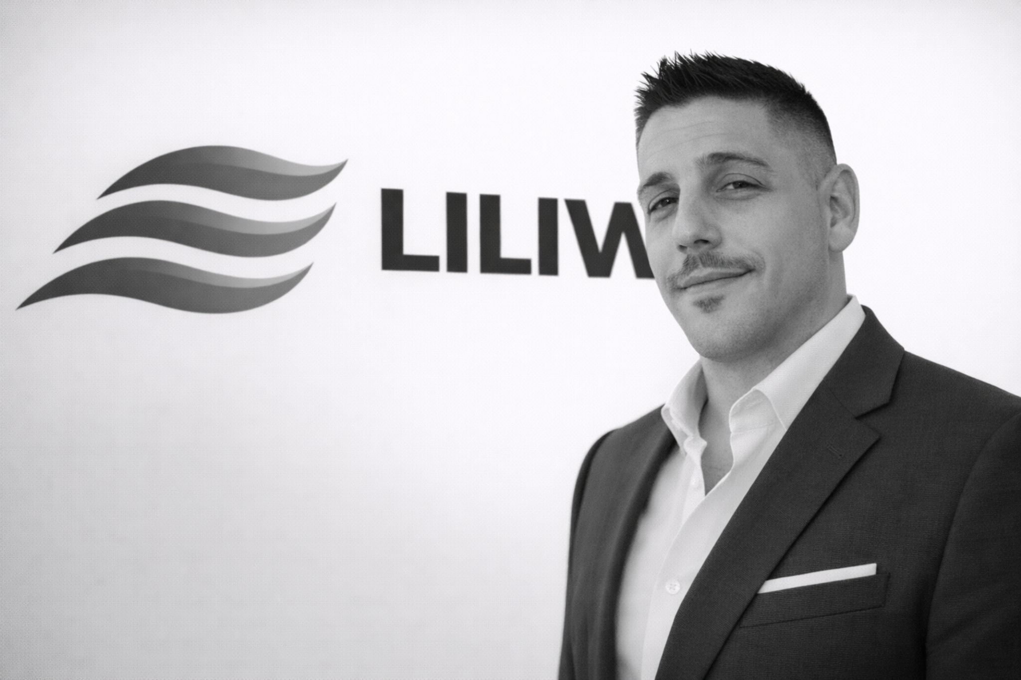 Johan M. — Directeur Commercial LILIWATT